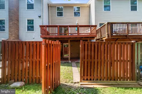 Exterior - 15057 Mill Spring Dr, Dumfries, VA 22025 photo 3 of 3