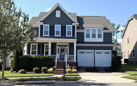 2604 Crossvine Dr, Dumfries, VA 22026