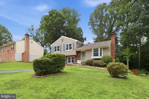 2941 Fox Tail Ct, Woodbridge, VA 22192