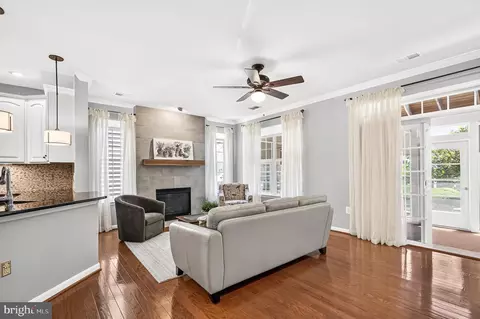 Living - 13244 Ormond Dr, Bristow, VA 20136 photo 3 of 3
