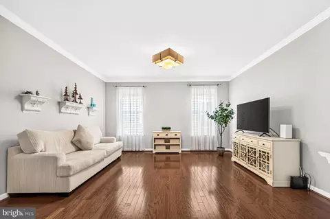 Living - 13244 Ormond Dr, Bristow, VA 20136 photo 1 of 3