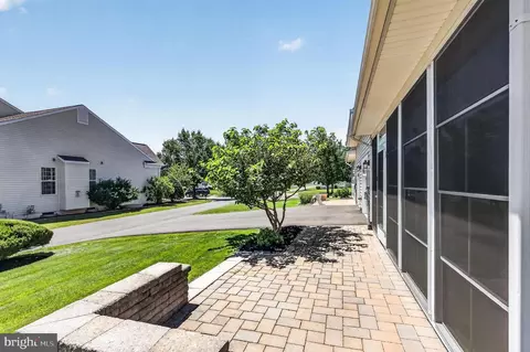 Exterior - 13244 Ormond Dr, Bristow, VA 20136 photo 7 of 11