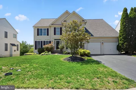 9411 Worthington Dr, Bristow, VA 20136