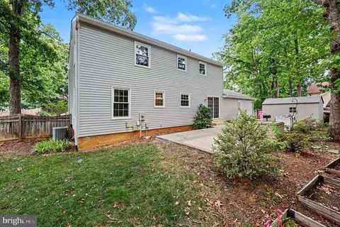 Exterior - 4497 Peach Ct, Dumfries, VA 22025 photo 6 of 7