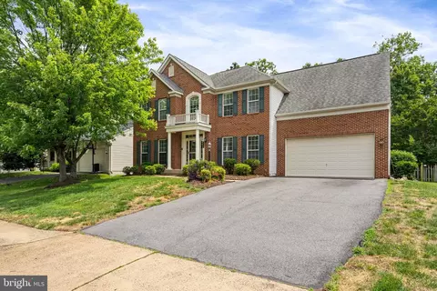 10065 Tummel Falls Dr, Bristow, VA 20136