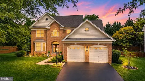 5359 Yorktown Run Ct, Haymarket, VA 20169