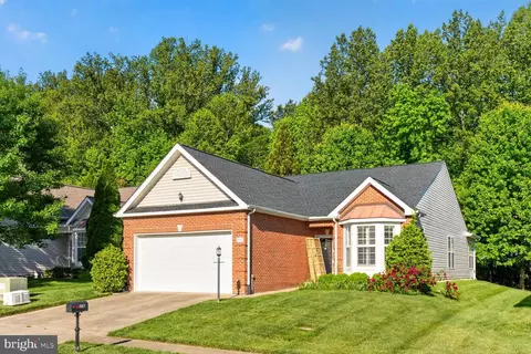 4003 Great Harvest Ct, Dumfries, VA 22025