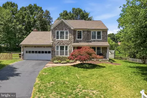 13986 Dancing Twig Dr, Gainesville, VA 20155