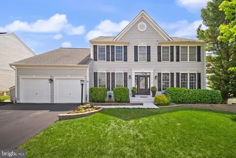 9009 Paddington Ct, Bristow, VA 20136