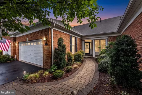 5219 Armour Ct, Haymarket, VA 20169