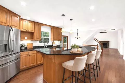 Kitchen - 10095 Post Oak Ter, Manassas, VA 20110 photo 1 of 6