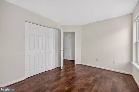 Bedroom - 10095 Post Oak Ter, Manassas, VA 20110 photo 3 of 6