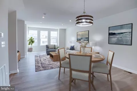 Dining - 18297 Summit Pointe Dr, Triangle, VA 22172 photo 1 of 2