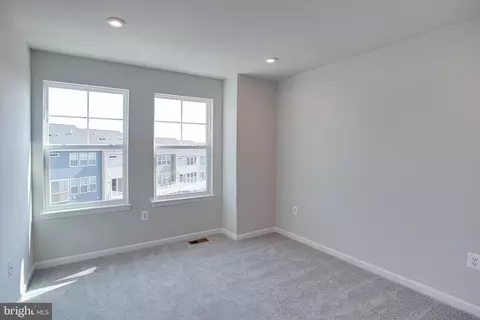 Other - 18297 Summit Pointe Dr, Triangle, VA 22172 photo 5 of 11