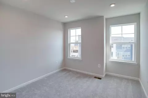 Other - 18297 Summit Pointe Dr, Triangle, VA 22172 photo 6 of 11