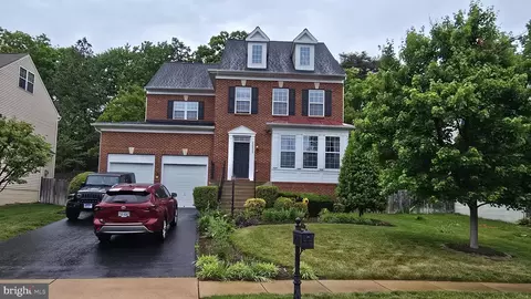 12922 Luca Station Way, Woodbridge, VA 22192
