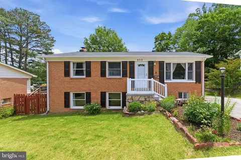 4713 Koester Dr, Woodbridge, VA 22193