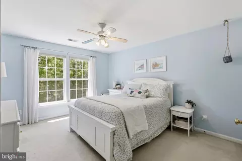 Bedroom - 5484 Heredity Ln, Gainesville, VA 20155 photo 5 of 6