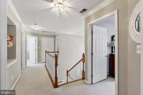 Entry Way - 5484 Heredity Ln, Gainesville, VA 20155 photo 4 of 4