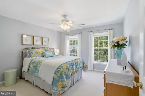 Bedroom - 5484 Heredity Ln, Gainesville, VA 20155 photo 4 of 6