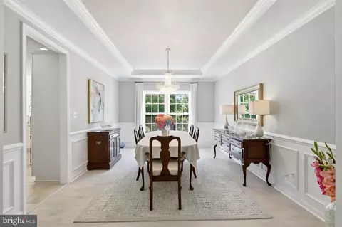 Dining - 5484 Heredity Ln, Gainesville, VA 20155 photo 2 of 2