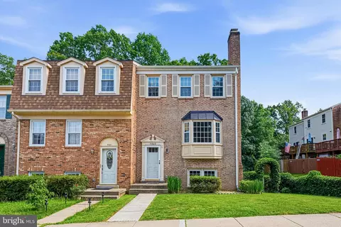 11323 Cromwell Ct, Woodbridge, VA 22192