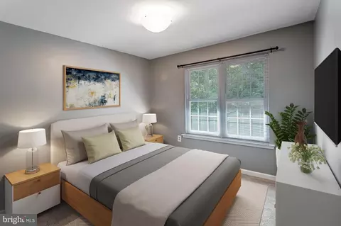 Bedroom - 15242 Streamside Ct, Dumfries, VA 22025 photo 1 of 4