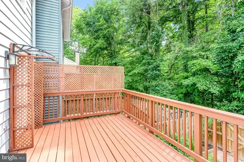Exterior - 15242 Streamside Ct, Dumfries, VA 22025 photo 5 of 10