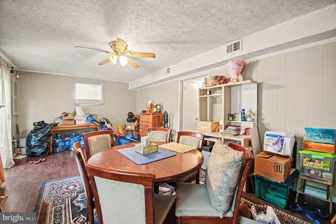 Dining - 10100 Tasker Dr, Manassas, VA 20109 photo 4 of 4