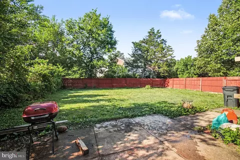 Exterior - 10100 Tasker Dr, Manassas, VA 20109 photo 5 of 5