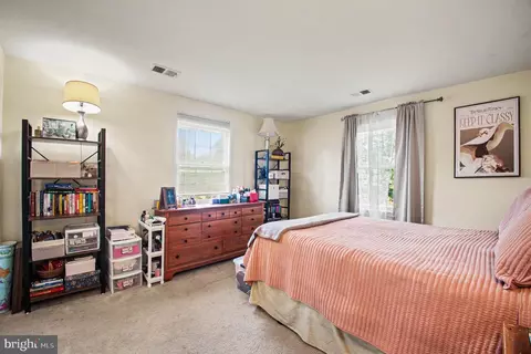 Bedroom - 10100 Tasker Dr, Manassas, VA 20109 photo 2 of 4