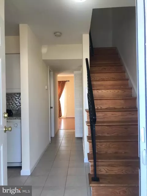 Entry Way - 8053 Community Dr, Manassas, VA 20109 photo 1 of 1