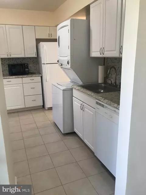 Kitchen - 8053 Community Dr, Manassas, VA 20109 photo 1 of 1