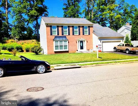 13220 Oak Farm Dr, Woodbridge, VA 22192