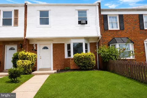 7921 Meadow Ct, Manassas, VA 20109