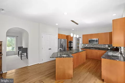 10308 Godwin Dr, Manassas, VA 20110 photo 10