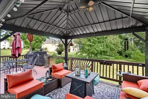10308 Godwin Dr, Manassas, VA 20110 photo 57