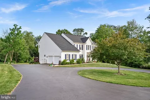 10308 Godwin Dr, Manassas, VA 20110 photo 5