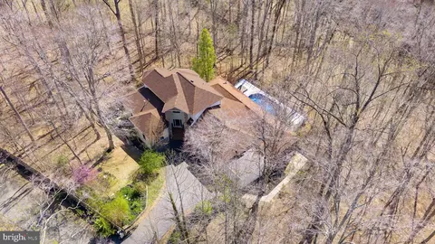 View/Area - 8701 Sinclair Mill Rd, Manassas, VA 20112 photo 2 of 14