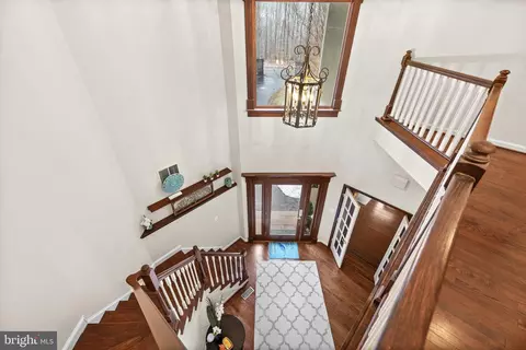 Entry Way - 8701 Sinclair Mill Rd, Manassas, VA 20112 photo 6 of 14