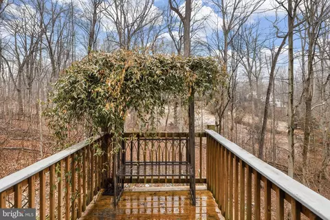 Exterior - 8701 Sinclair Mill Rd, Manassas, VA 20112 photo 20 of 29