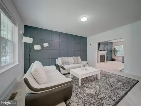 Living - 18413 Cedar Dr, Triangle, VA 22172 photo 1 of 7