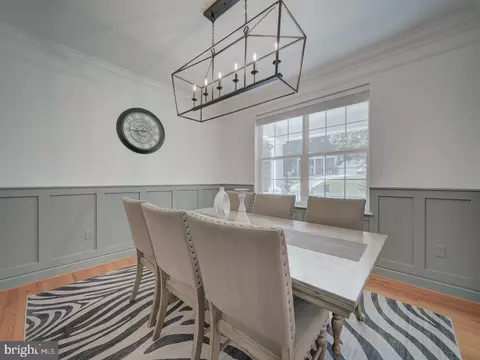 Dining - 18413 Cedar Dr, Triangle, VA 22172 photo 1 of 2