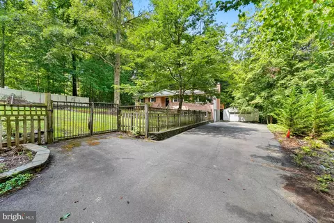 Exterior - 12312 White Eagle Dr, Manassas, VA 20112 photo 1 of 8