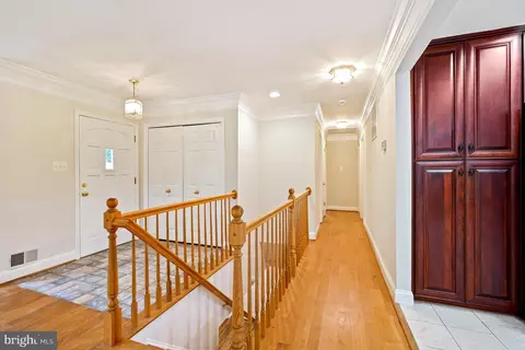 Entry Way - 12312 White Eagle Dr, Manassas, VA 20112 photo 3 of 4