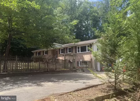 12312 White Eagle Dr, Manassas, VA 20112