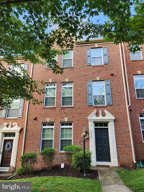 2359 Merseyside Dr, Woodbridge, VA 22191