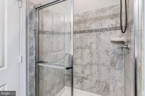 Bath - 4504 Potomac Highlands Cir, Triangle, VA 22172 photo 1 of 1