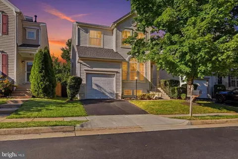 14204 Forbes Pl, Gainesville, VA 20155
