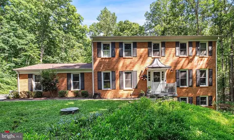 13015 Caton Pl, Manassas, VA 20112